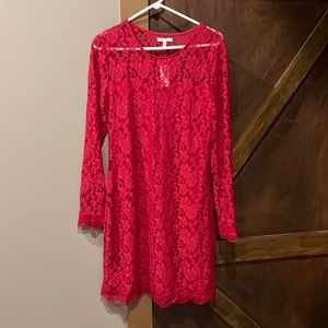 Beautiful lace dress!